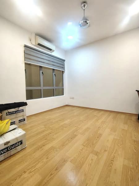 2.5-storey Terraced House for Sale in Taman Bukit Serdang (Seri Kembangan) - Louis . - Interior - PropertyGuru.com.my