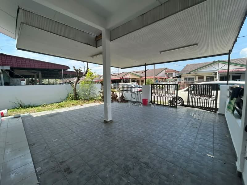 1-storey Terraced House for Sale in Desa Pengkalan Indah (Ipoh) - Sam Lam - Exterior - PropertyGuru.com.my
