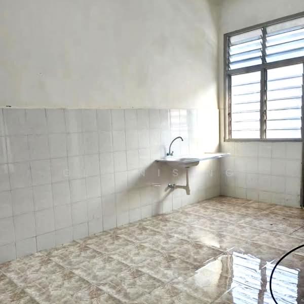 Terraced House for Sale in Taman Seruling (Sungai Jawi) - Glynnis Ng - Kitchen - PropertyGuru.com.my