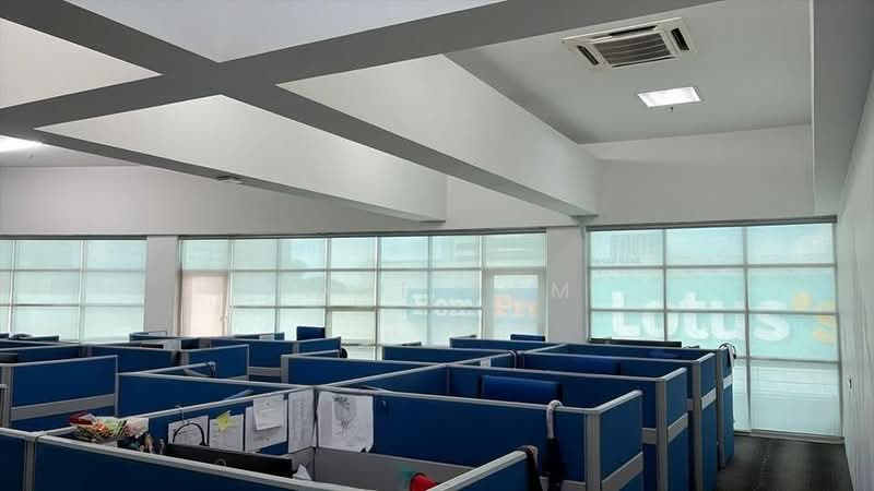 Shop / Office for Rent in Bukit Combe (Jelutong) - Zane Tam - Interior - PropertyGuru.com.my