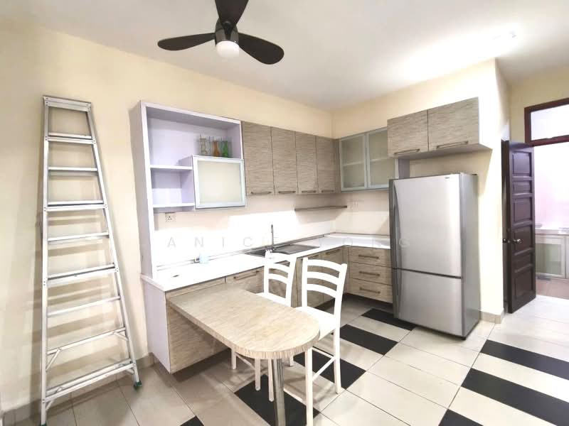 Rumah Kluster untuk Disewa di Bandar Putra (Kulai) - Janice Yong - Kitchen - PropertyGuru.com.my