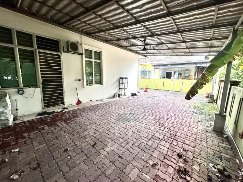 Semi-Detached House for Sale in Taman Raja Tun Uda (Semenyih) - Azli Ibrahim - Exterior - PropertyGuru.com.my