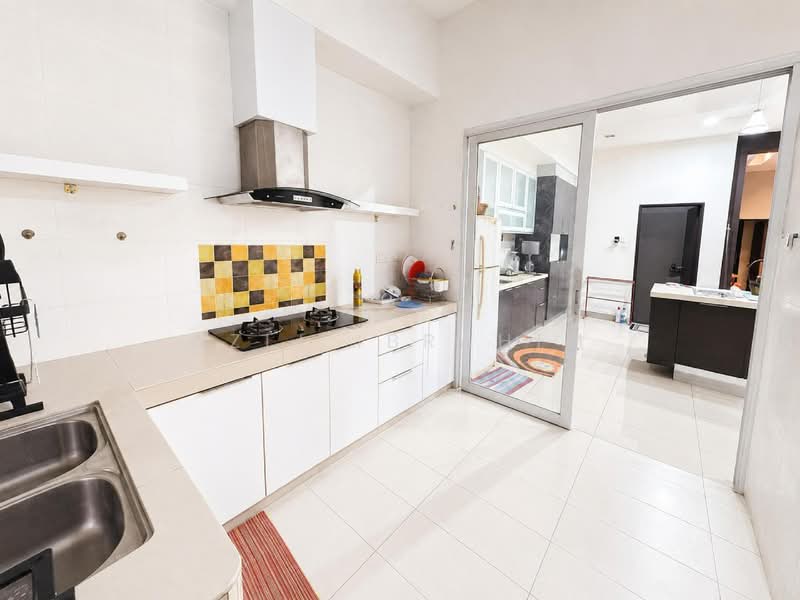 Semi-Detached House for Sale in Taman Raja Tun Uda (Semenyih) - Azli Ibrahim - Kitchen - PropertyGuru.com.my