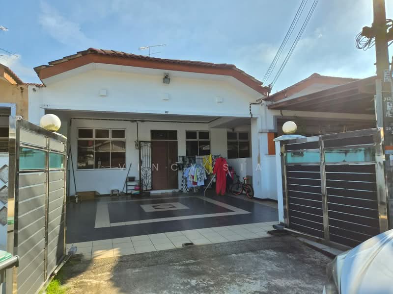 1-storey Terraced House for Sale in Bukit Indah (Iskandar Puteri (Nusajaya)) - Vincy Sia - Exterior - PropertyGuru.com.my