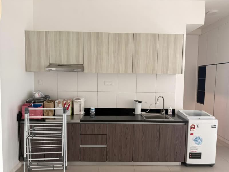 Servis Apartment untuk Dijual di Molek Regency - UV Teh - Kitchen - PropertyGuru.com.my