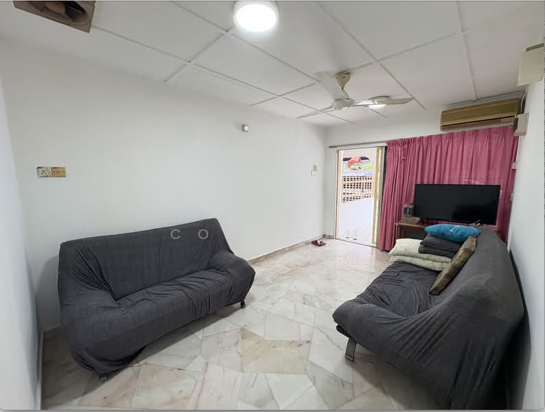 Terraced House for Rent in Seri Kembangan (Selangor) - Cony Lum - Living Room - PropertyGuru.com.my