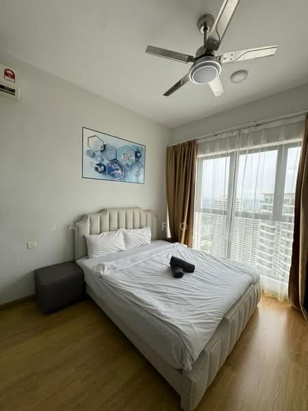 Condominium for Rent at Bay Laurel @ Country Garden Danga Bay - James Foong - Bedroom - PropertyGuru.com.my