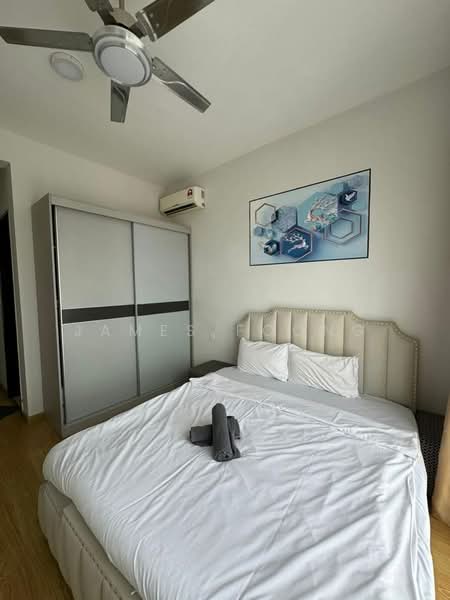 Condominium for Rent at Bay Laurel @ Country Garden Danga Bay - James Foong - Bedroom - PropertyGuru.com.my
