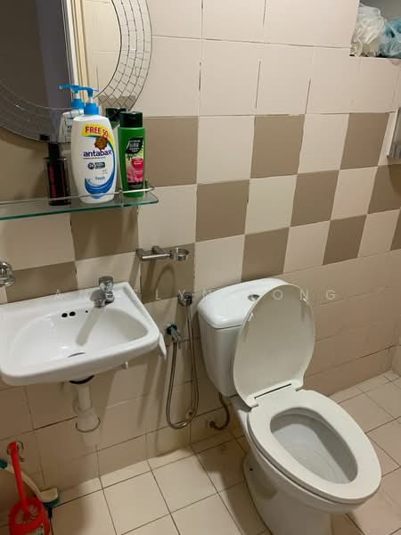 Condominium for Rent at Royal Domain Sri Putramas 2 - Angelyn Yong - Bathroom - PropertyGuru.com.my