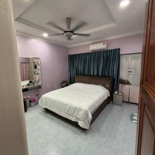 2-storey Terraced House for Sale in Taman Bukit Idaman (Selayang) - Lucas Wong - Bedroom - PropertyGuru.com.my