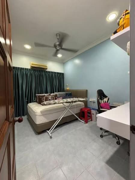 2-storey Terraced House for Sale in Taman Bukit Idaman (Selayang) - Lucas Wong - Bedroom - PropertyGuru.com.my