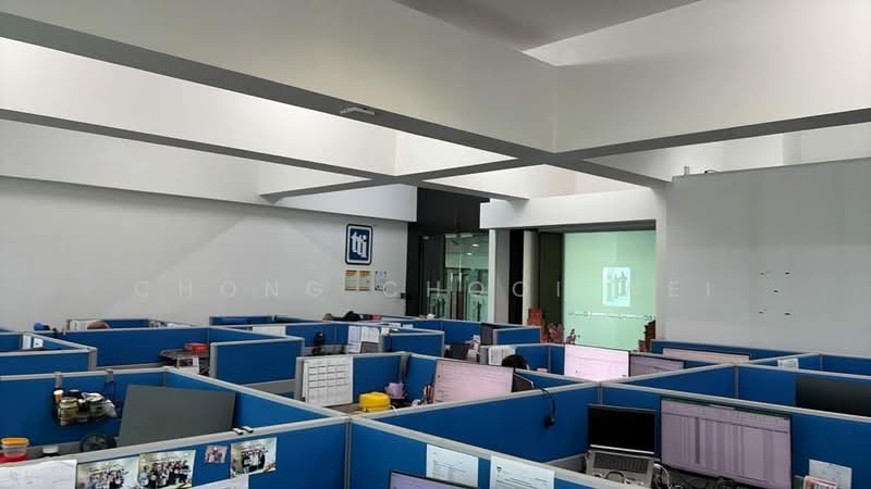 Shop / Office for Rent in Bukit Combe (Jelutong) - Chong Chooi Wei - Interior - PropertyGuru.com.my