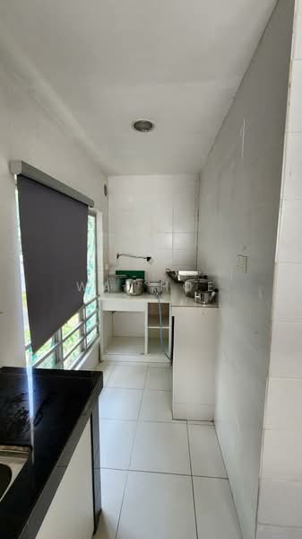 Townhouse for Rent in D'alpinia (Puchong) - Wai Hoe - Kitchen - PropertyGuru.com.my