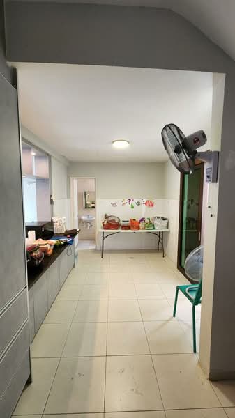 Townhouse for Rent in D'alpinia (Puchong) - Wai Hoe - Kitchen - PropertyGuru.com.my