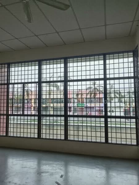 Shop / Office for Sale in Taman Angkasa Nuri (Durian Tunggal) - Vinc Pheng - Interior - PropertyGuru.com.my