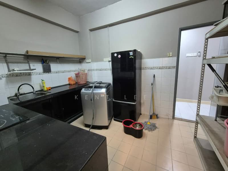 Condominium for Rent at Impian Heights - Kent Lee - Kitchen - PropertyGuru.com.my