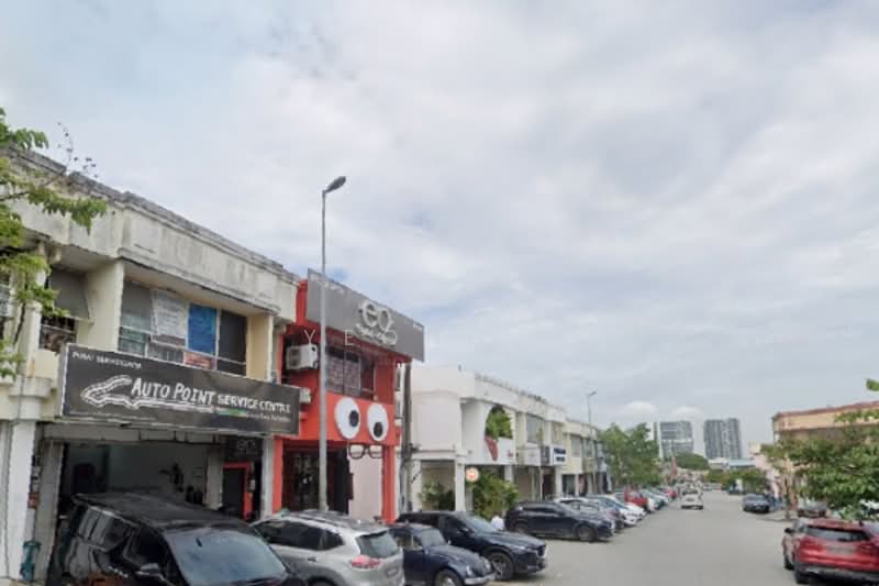 Shop for Sale in Bandar Puteri Puchong (Puchong) - Yeong . - Exterior - PropertyGuru.com.my