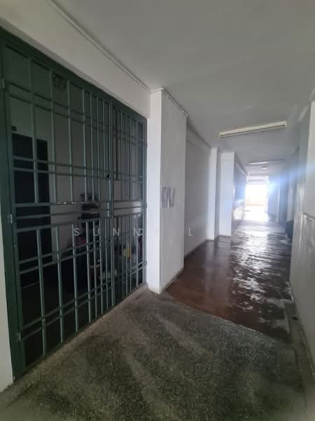 Pangsapuri untuk Dijual di Park View Tower - Sunny Lok - Corridor - PropertyGuru.com.my