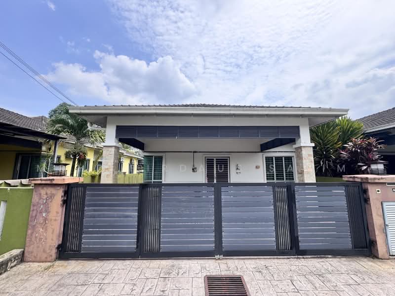 Semi-Detached House for Sale in Taman Raja Tun Uda (Semenyih) - Mohd Firdaus Salim - PropertyGuru.com.my