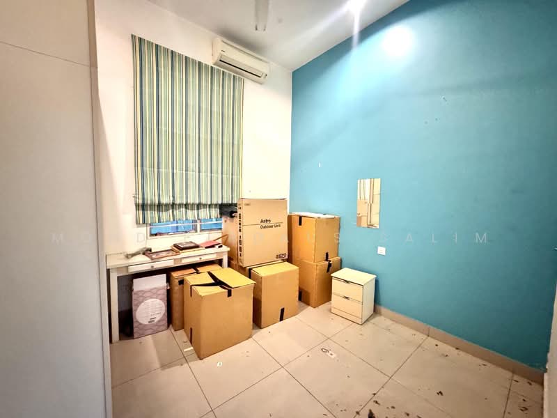 Semi-Detached House for Sale in Taman Raja Tun Uda (Semenyih) - Mohd Firdaus Salim - PropertyGuru.com.my