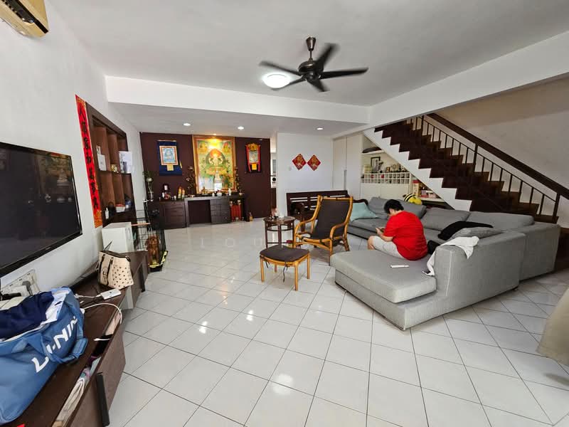 Rumah Teres 2 Tingkat untuk Dijual di Batu 9 (Cheras) - Louis . - Living Room - PropertyGuru.com.my
