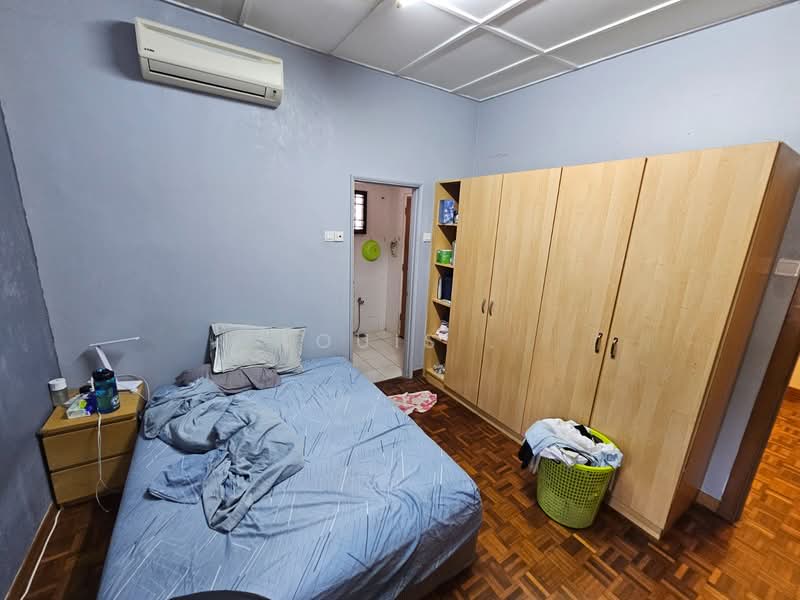 Rumah Teres 2 Tingkat untuk Dijual di Batu 9 (Cheras) - Louis . - Bedroom - PropertyGuru.com.my