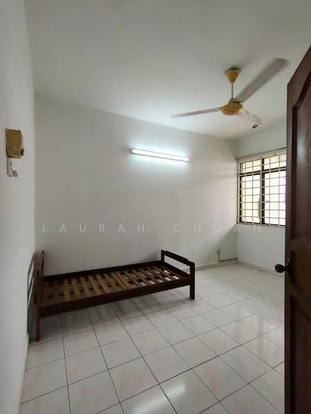 2-storey Terraced House for Sale in Bandar Utama 7 (Bandar Utama) - Lauran Chuah - Bedroom - PropertyGuru.com.my