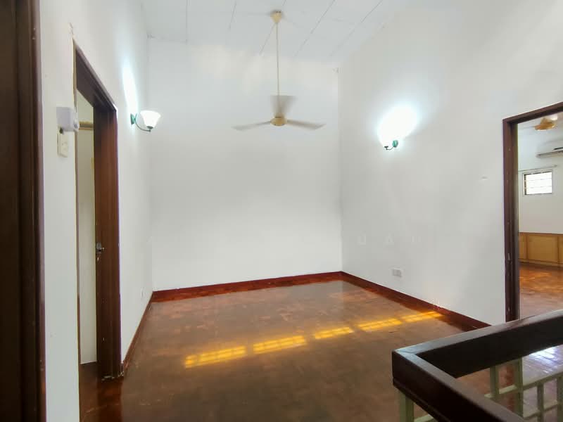 2-storey Terraced House for Sale in Bandar Utama 7 (Bandar Utama) - Lauran Chuah - Interior - PropertyGuru.com.my