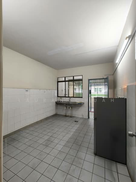 2-storey Terraced House for Sale in Bandar Utama 7 (Bandar Utama) - Lauran Chuah - Kitchen - PropertyGuru.com.my