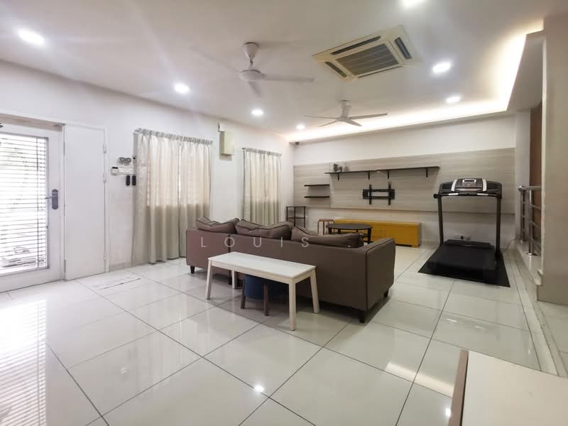2-storey Terraced House for Sale in Cheras (Kuala Lumpur) - Louis . - Living Room - PropertyGuru.com.my