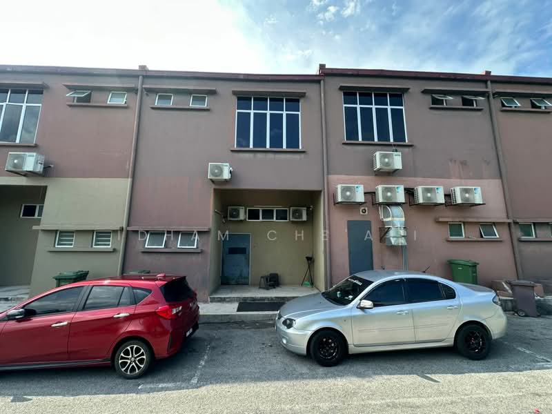 Shop / Office for Sale in Balok (Pahang) - Idham Che'Ali - Exterior - PropertyGuru.com.my
