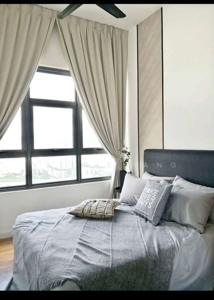 Service Residence for Sale at The Grand @ Kelana Damansara Suite - Valerie Tang - Bedroom - PropertyGuru.com.my