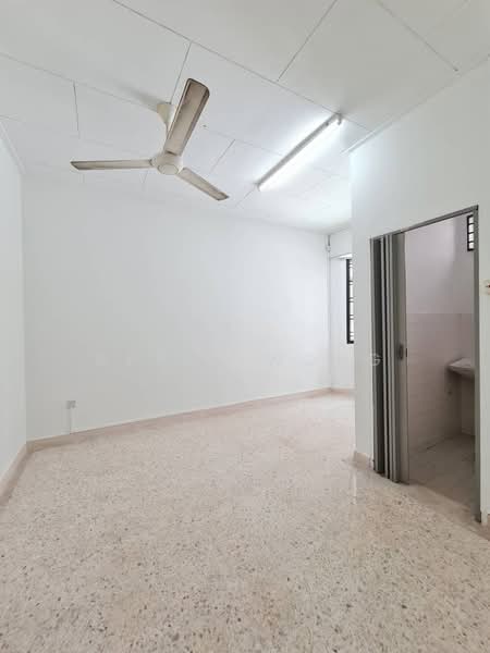 1.5-storey Terraced House for Sale in Taman Molek (Johor Bahru) - Apple Wong - Interior - PropertyGuru.com.my
