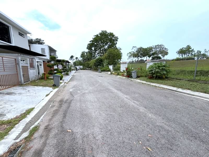 Rumah Teres 2 Tingkat untuk Dijual di Taman Pelangi Indah (Ulu Tiram) - Karl Lim - Exterior - PropertyGuru.com.my