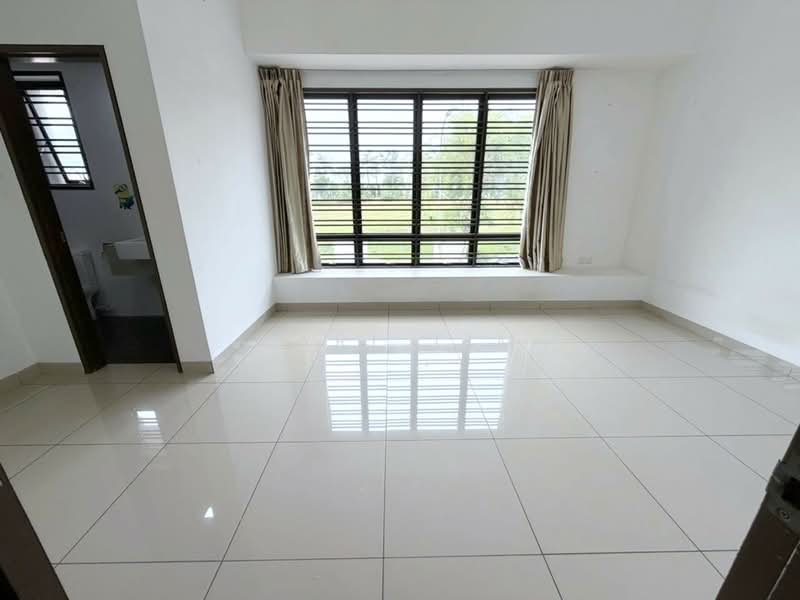 Rumah Teres 2 Tingkat untuk Dijual di Taman Pelangi Indah (Ulu Tiram) - Karl Lim - Bathroom - PropertyGuru.com.my