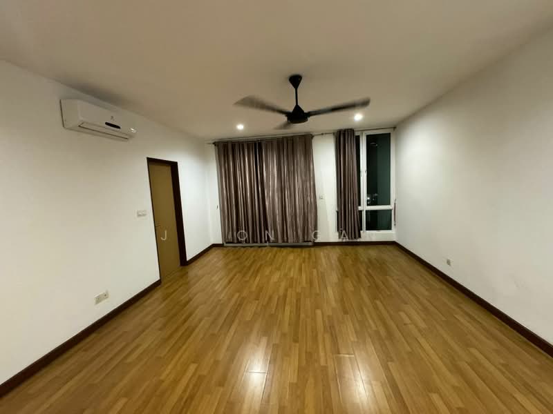 3-storey Terraced House for Rent in Garden Residence (Cyberjaya) - Jason Gan - Living Room - PropertyGuru.com.my
