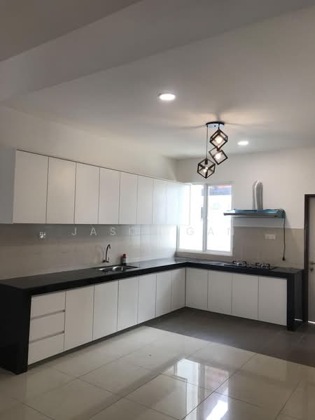 3-storey Terraced House for Rent in Garden Residence (Cyberjaya) - Jason Gan - Kitchen - PropertyGuru.com.my