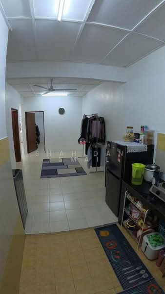 1-storey Terraced House for Sale in Taman Langat Utama (Tanjong Duabelas) - Shahidan Ismail - Interior - PropertyGuru.com.my