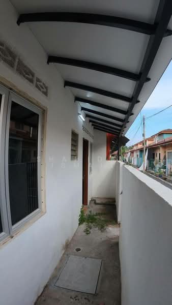 1-storey Terraced House for Sale in Taman Langat Utama (Tanjong Duabelas) - Shahidan Ismail - Exterior - PropertyGuru.com.my