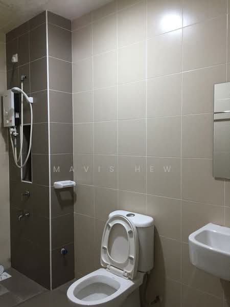 Pangsapuri untuk Disewa di Aliff Avenue (Dwi Alif) - Mavis Hew - Bathroom - PropertyGuru.com.my