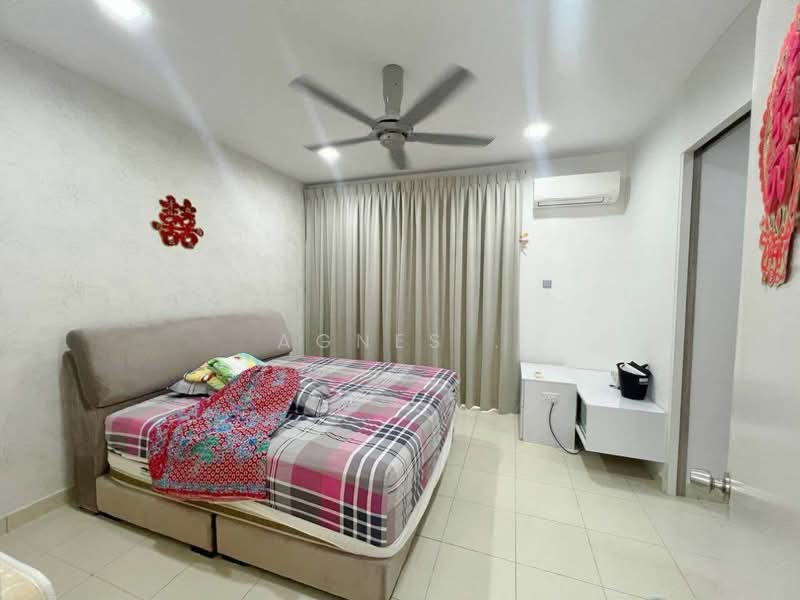 Rumah Teres 2 Tingkat untuk Dijual di Taman Seri Austin (Tebrau) - Agnes . - PropertyGuru.com.my