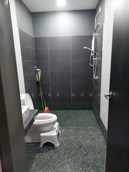 Condominium for Rent at X2 Residency - Leona Wong - Bathroom - PropertyGuru.com.my