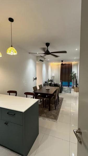 Kediaman Servis untuk Disewa di M Luna - Vincent Choong - Living Room - PropertyGuru.com.my