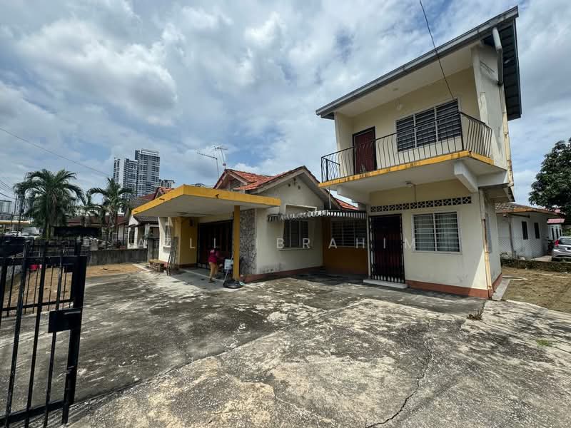 Bungalow for Sale in Kampung Puah (Setapak) - Azli Ibrahim - Exterior - PropertyGuru.com.my