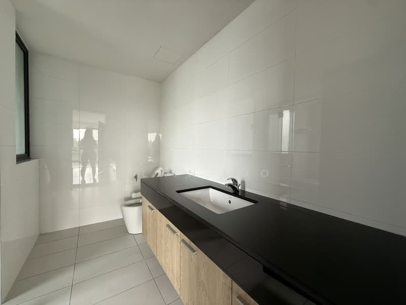 Apartment for Sale at Ponderosa Lakeside Apartment - Eliin Loo - PropertyGuru.com.my