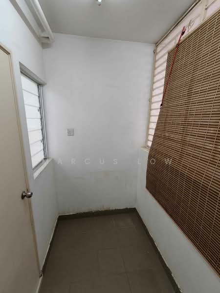Apartment for Sale at Pangsapuri Seri Mutiara - Marcus Low - Balcony - PropertyGuru.com.my