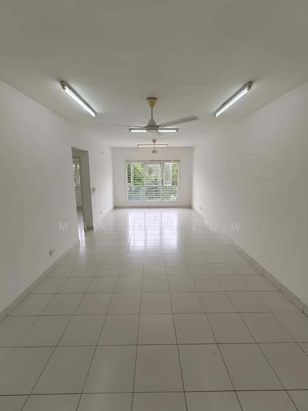Apartment for Sale at Pangsapuri Seri Mutiara - Marcus Low - Living Room - PropertyGuru.com.my