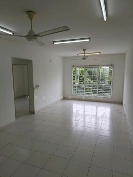 Apartment for Sale at Pangsapuri Seri Mutiara - Marcus Low - Living Room - PropertyGuru.com.my