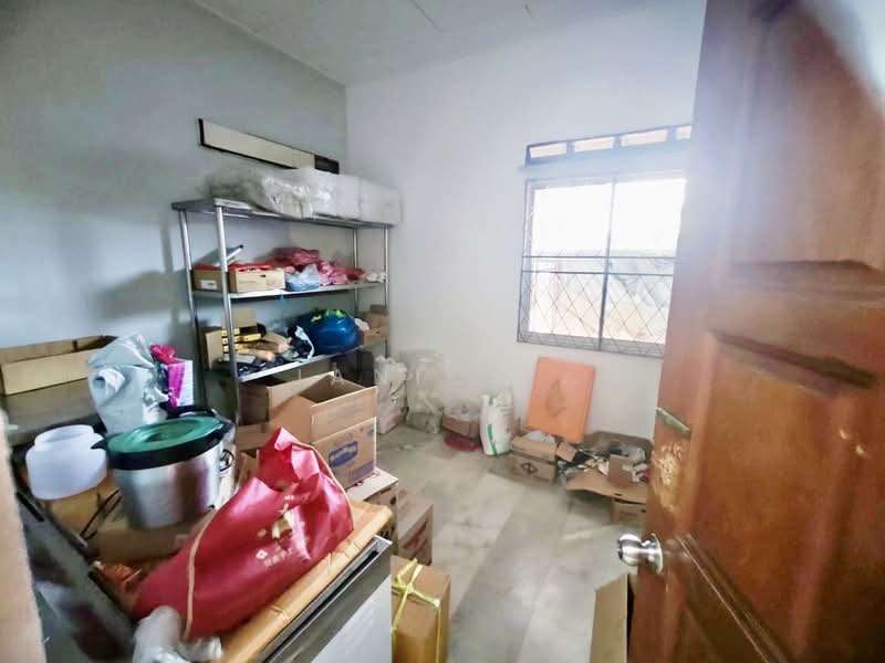 1-storey Terraced House for Sale in Taman Ungku Tun Aminah (Skudai) - Janice . - PropertyGuru.com.my