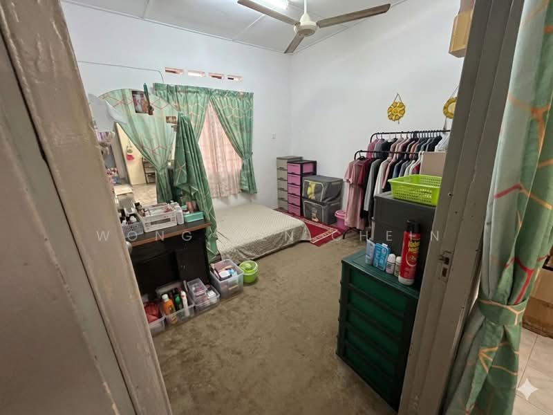 Rumah Teres 1 Tingkat untuk Dijual di Desa Jaya Kepong (Kepong) - Wong Wen Chein - Bedroom - PropertyGuru.com.my